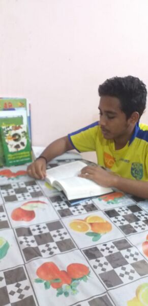 പ്രമാണം:44018 hl12.jpg