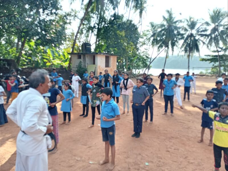 പ്രമാണം:11453- karattepr1.jpeg