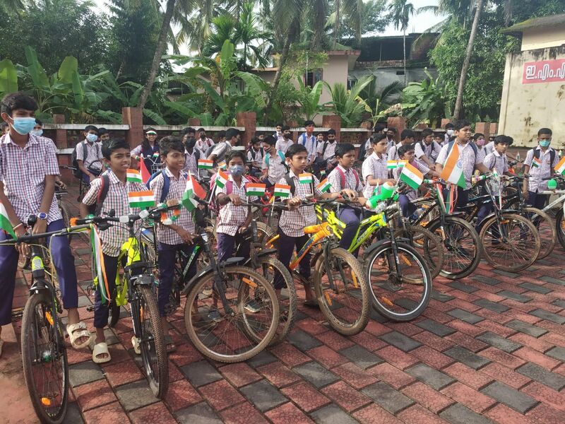 പ്രമാണം:12031cycle rally.jpg