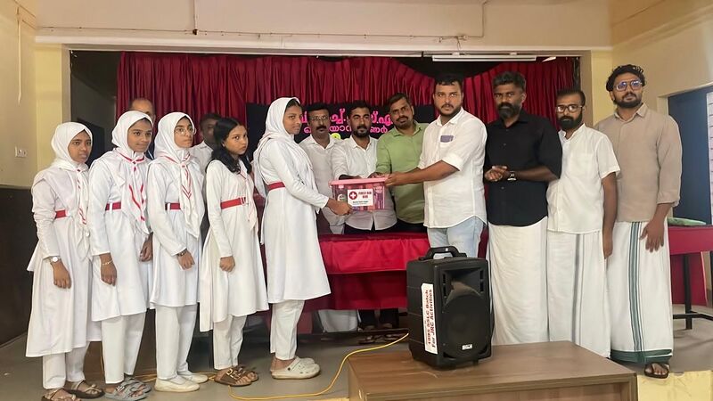 പ്രമാണം:19010 26-27 7.jpg