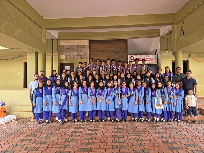 പ്രമാണം:19112 MES SCOUT 2.jpg