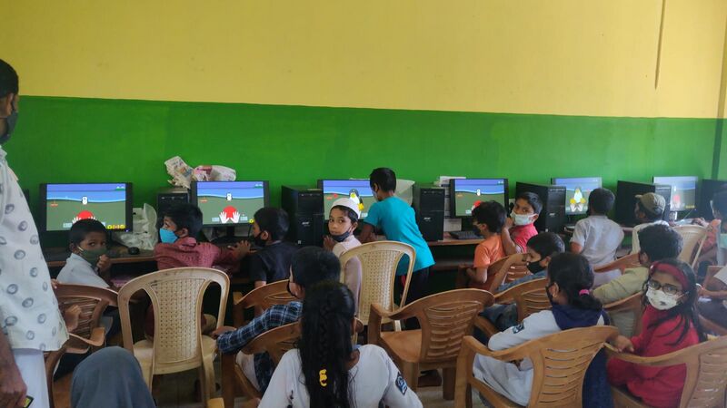 പ്രമാണം:19856-IT Lab.jpeg