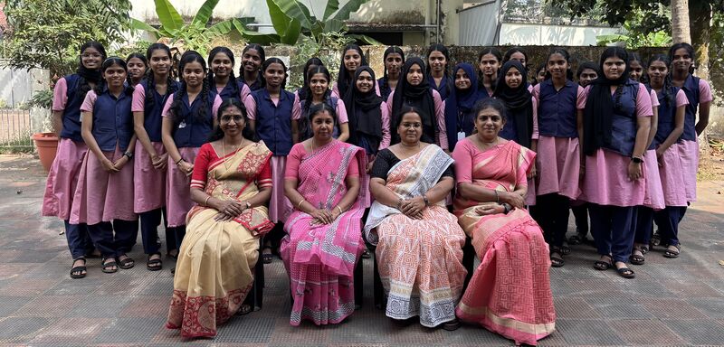 പ്രമാണം:26057 LK23-26.jpg