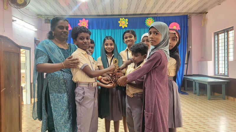 പ്രമാണം:29228 HIG.jpg