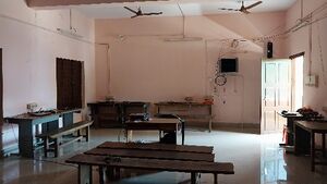 32006 hitech computer lab.jpg