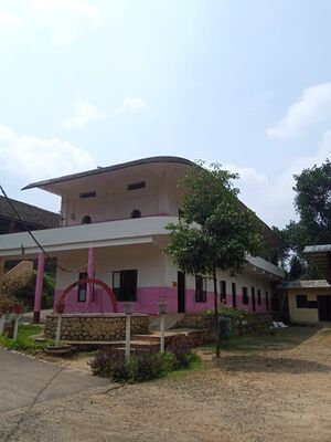 32015 school photo 1.jpeg