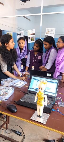 പ്രമാണം:43018-freedom fest 1.jpg