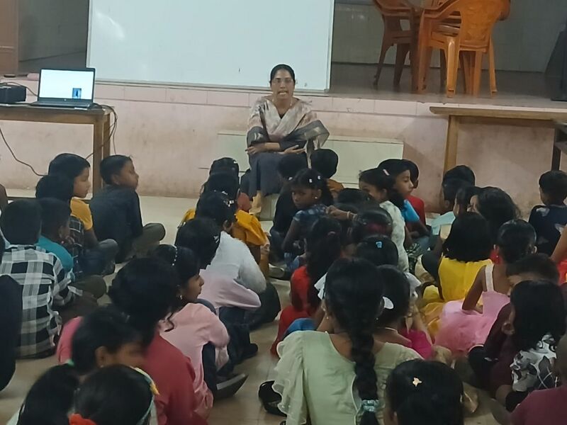 പ്രമാണം:43252 special bridging class2.jpg