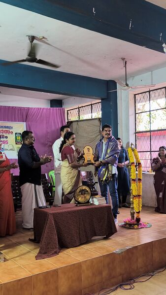 പ്രമാണം:44029 2411.jpg