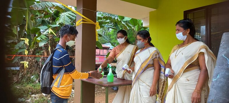 പ്രമാണം:BS21 KLM 39043 1.jpg