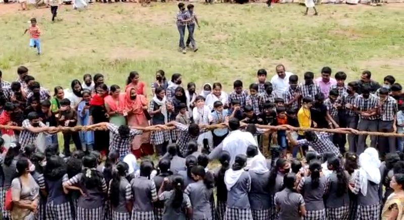 പ്രമാണം:15051 vadam vali.png