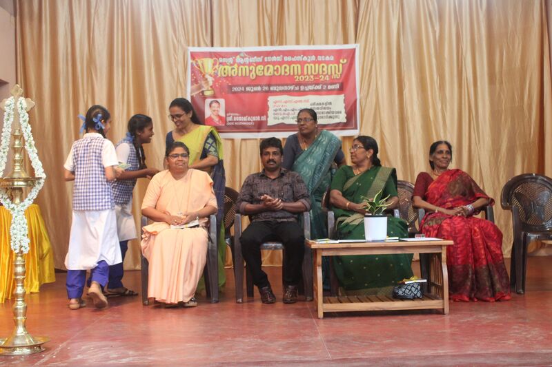 പ്രമാണം:16002 sslchonr2 2024.jpg