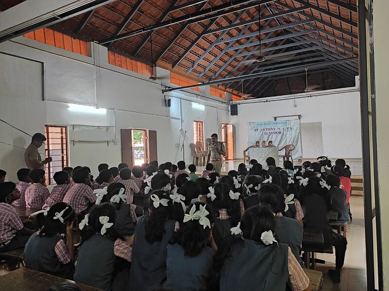 പ്രമാണം:25461-say no to drugs(1).jpeg