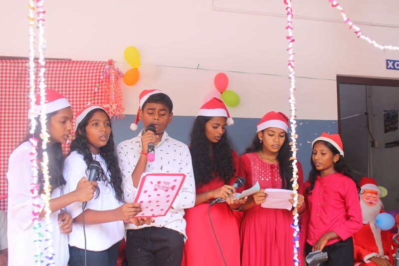 പ്രമാണം:34046 xmas1.JPG