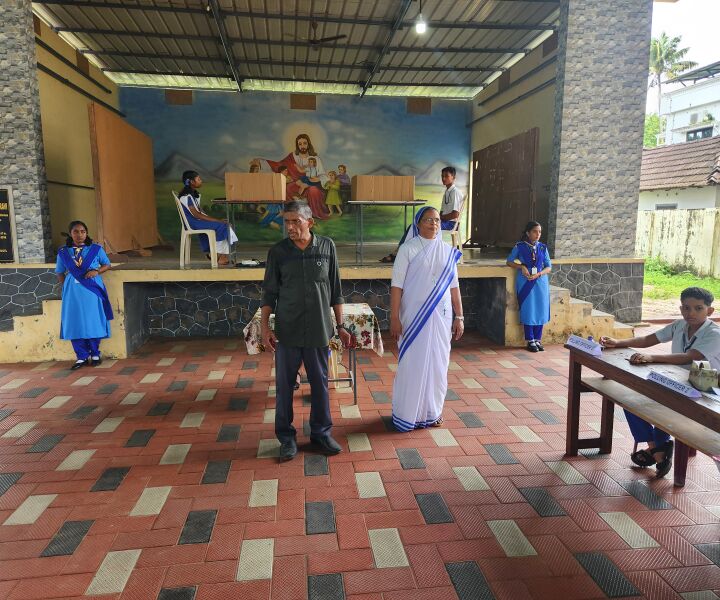 പ്രമാണം:35052 election24 7.jpg