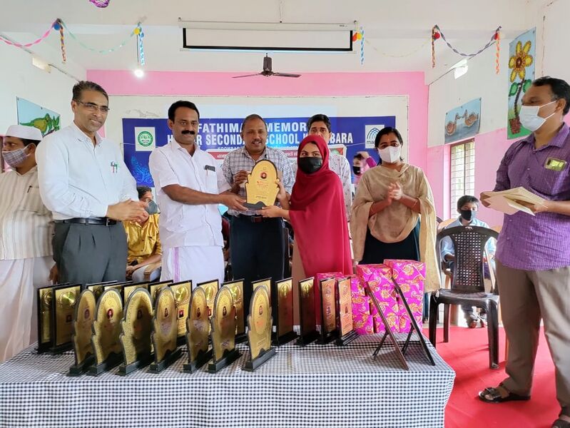 പ്രമാണം:47045-ANUMODANAM 33.jpeg