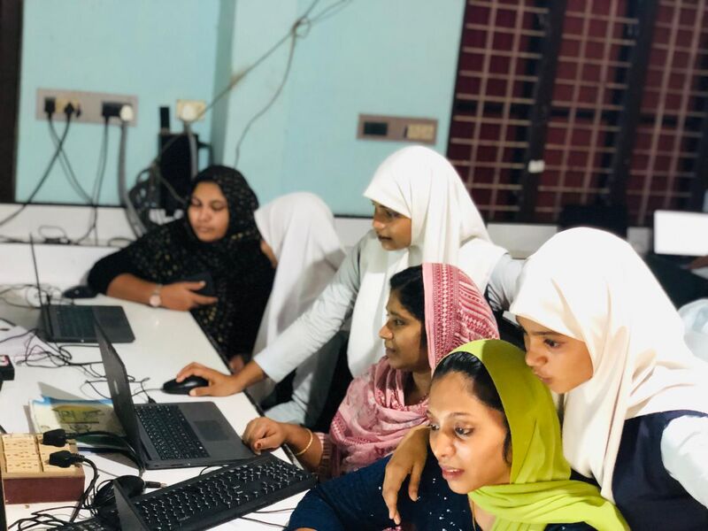 പ്രമാണം:48086 parents training lk4 2025.jpg