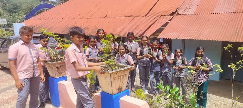 പ്രമാണം:BS TVM 44066 151c.jpeg