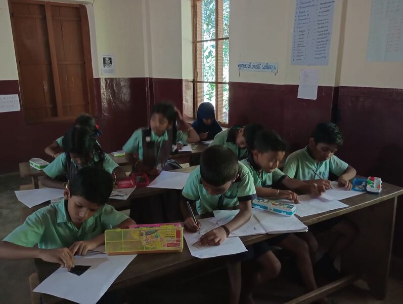 പ്രമാണം:Chithra rechana Laharivirudha dinam.jpeg