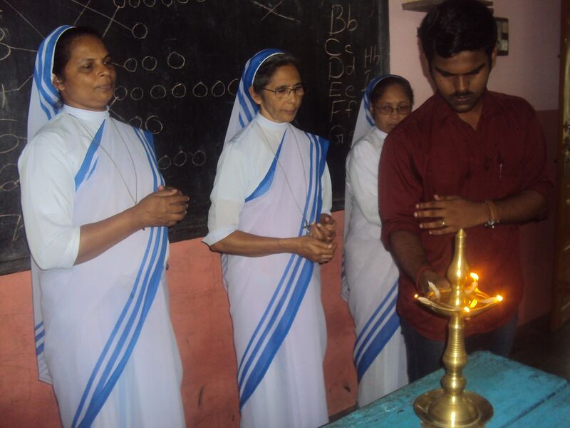 പ്രമാണം:Freetution 15 35052 (3).JPG