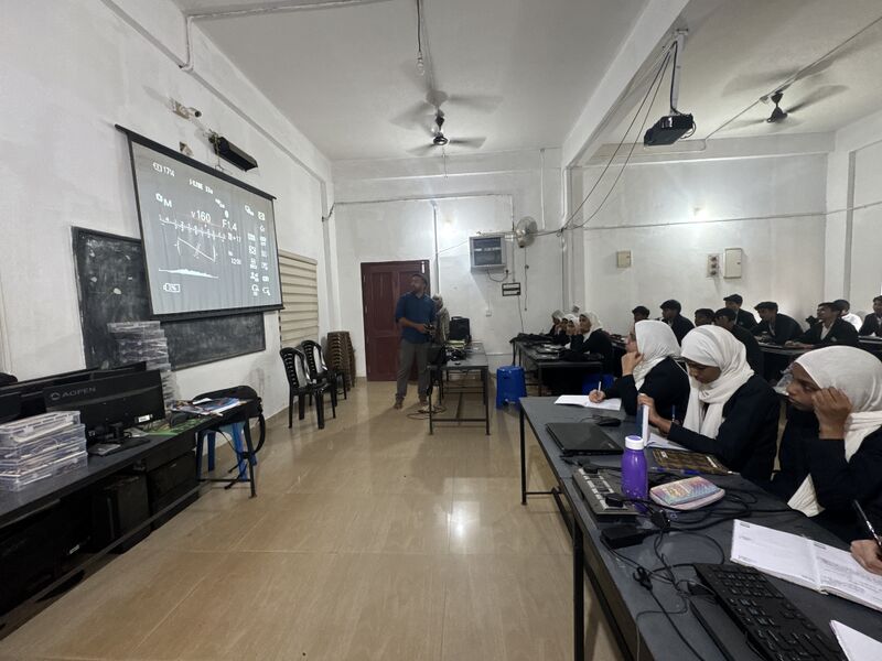 പ്രമാണം:16079 schoolcamp4.jpeg