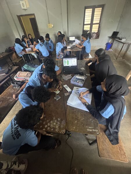 പ്രമാണം:19112lk robotic training2025C.JPG