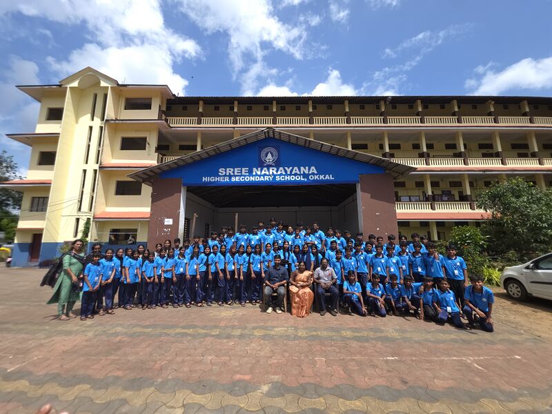 പ്രമാണം:2025-28 STUDENTS.jpg