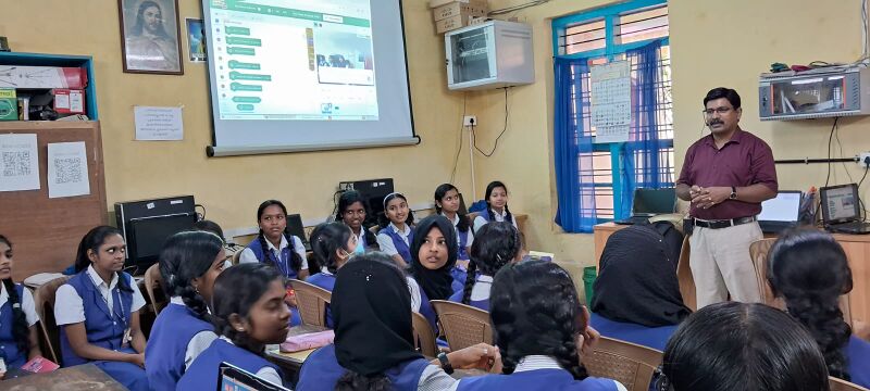 പ്രമാണം:29040-Little Kites Preliminary camp-1.jpg