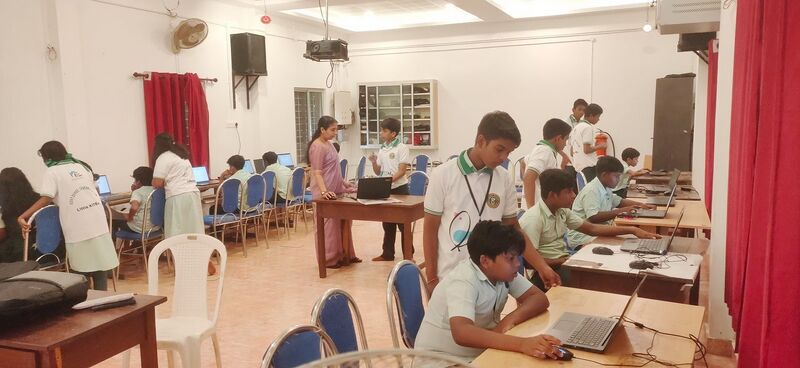 പ്രമാണം:34013lk mocktest 25a.jpg