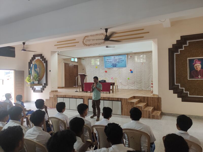 പ്രമാണം:35052 childlabour 4.jpeg