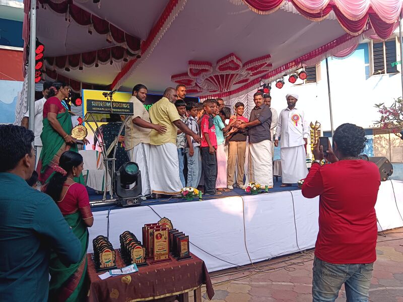 പ്രമാണം:43240 anualday2.jpg