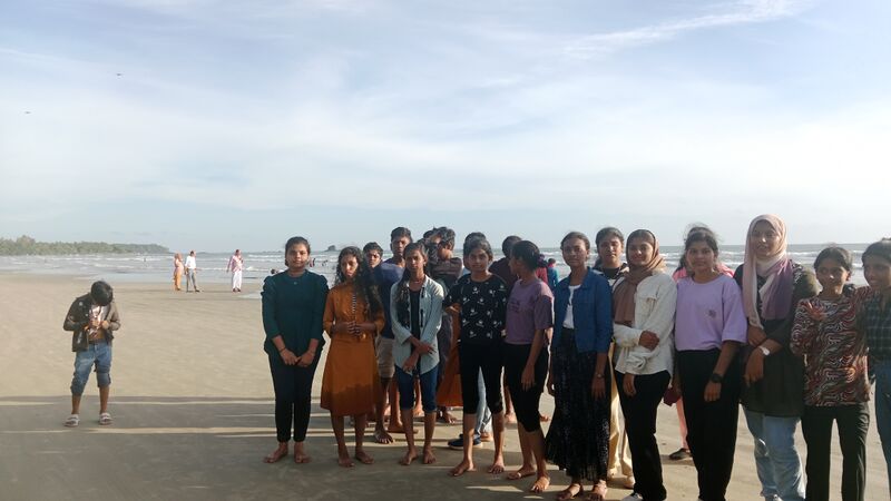 പ്രമാണം:14028 tly5.jpg