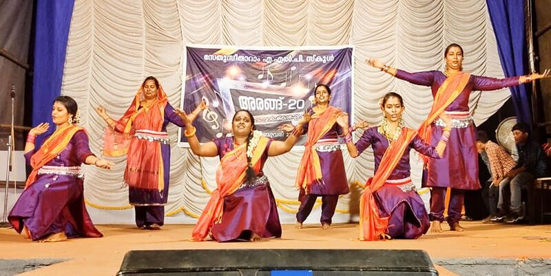 പ്രമാണം:17438-Arang12.jpg
