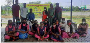 34024 nalla padam.png