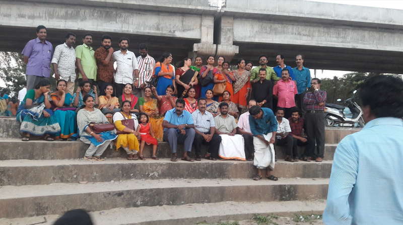 പ്രമാണം:40001 Teacher Tour 02.png