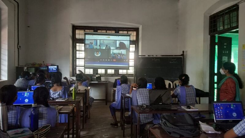 പ്രമാണം:43059 hy tech.jpeg