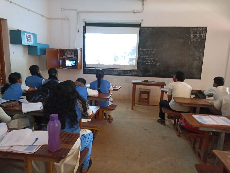 പ്രമാണം:44018 cm3.jpg