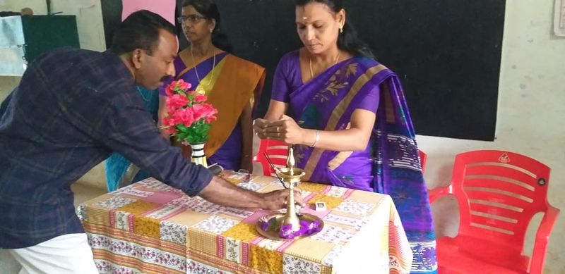 പ്രമാണം:44029 602.jpg