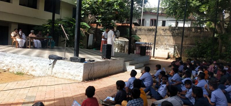 പ്രമാണം:44035 drug1.jpg