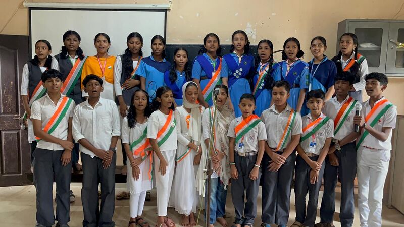 പ്രമാണം:Chss aug 15.jpg