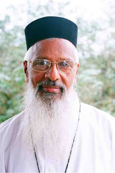 പ്രമാണം:Fr abraham.jpg