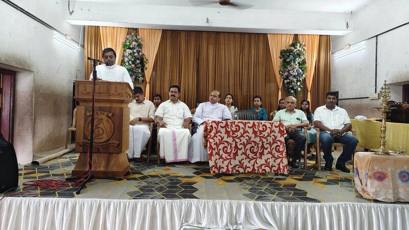 പ്രമാണം:Merit day vellikulam.jpg