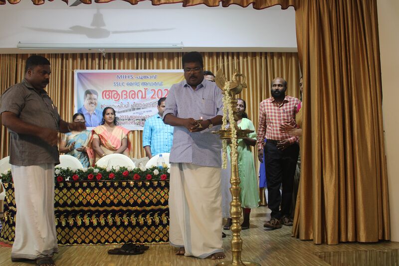 പ്രമാണം:Merit fn 35052 22 (4).jpg