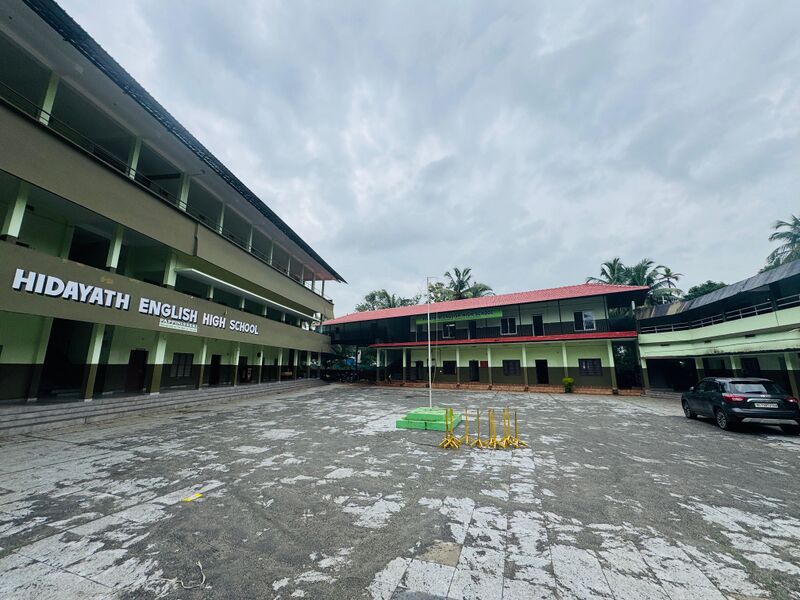 പ്രമാണം:School photo hidayath.jpg