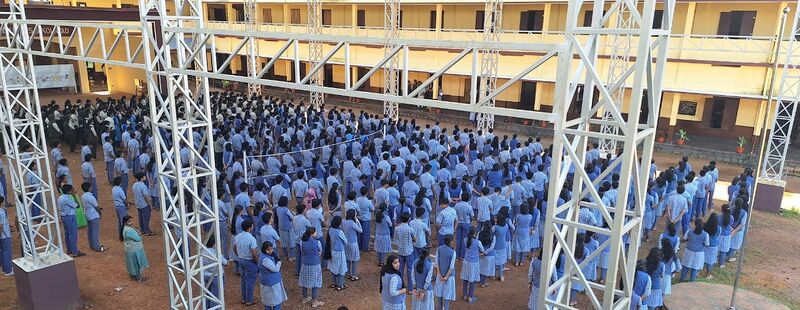 പ്രമാണം:14024 school assembly.jpeg