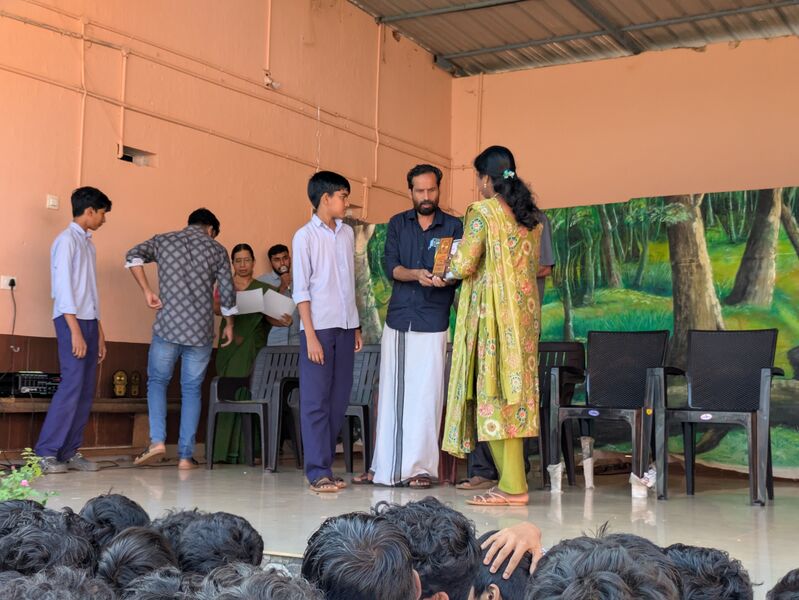 പ്രമാണം:16064 Districtsciencefair 2025 1.jpg