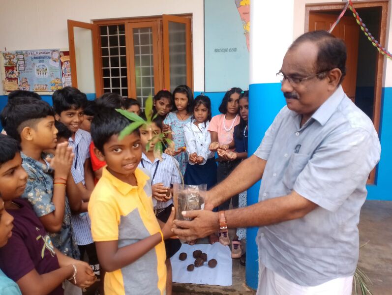 പ്രമാണം:23215 PARISTHITHI DINAM JUNE 2025.jpg