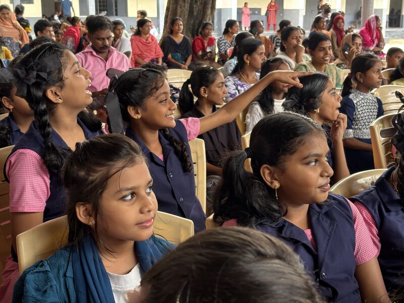 പ്രമാണം:26057 praveshanolsavam25.jpg