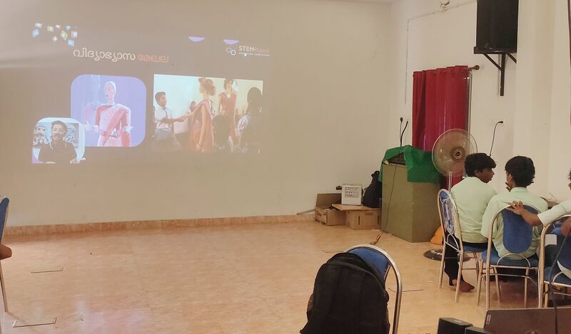 പ്രമാണം:34013Tinker robo26d.jpg