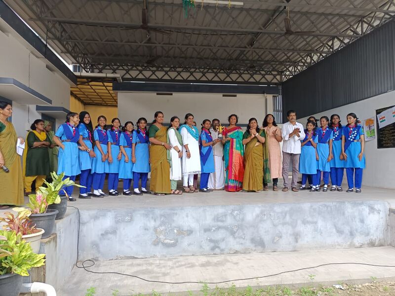 പ്രമാണം:Scout & Guides.jpg